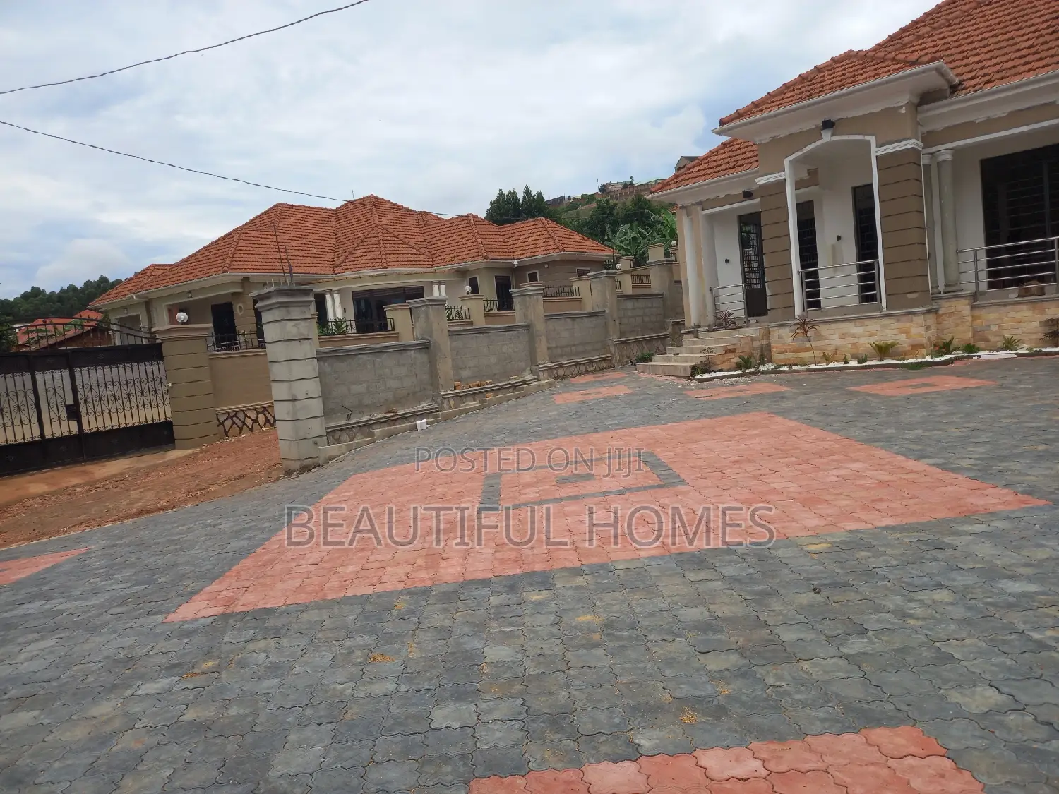 Furnished 5bdrm House in Bwebajja, Central Division for sale in Central Division