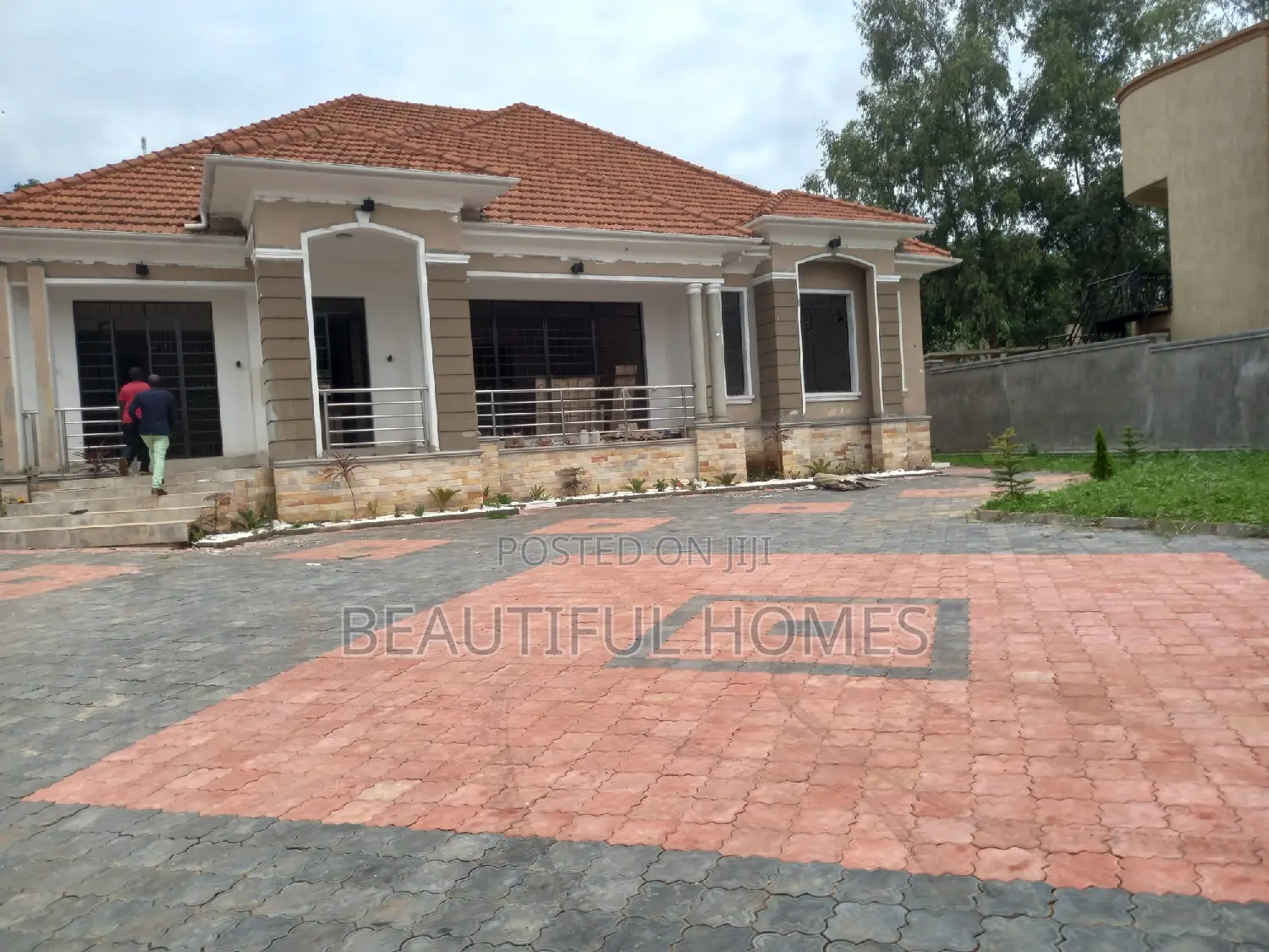 Furnished 5bdrm House in Bwebajja, Central Division for sale in Central Division