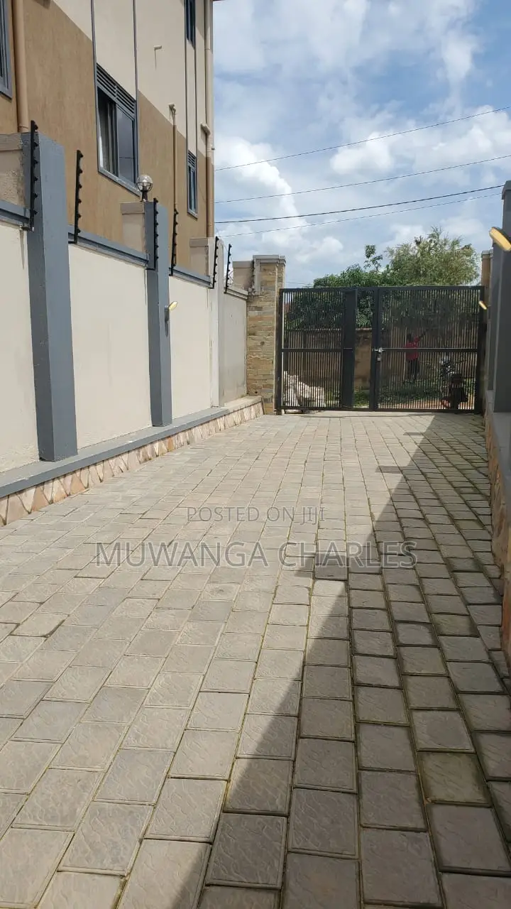 3bdrm Apartment in Fs Properties Ltd, Central Division for sale in Central Division