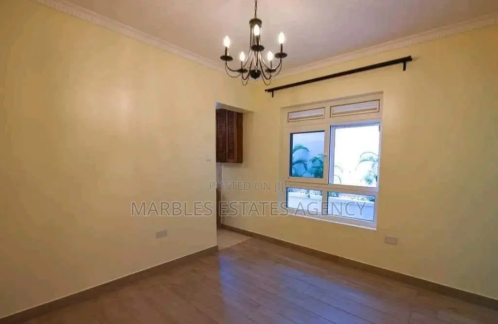 Furnished 4bdrm Maisonette in Bugolobi, Central Division for rent in Central Division