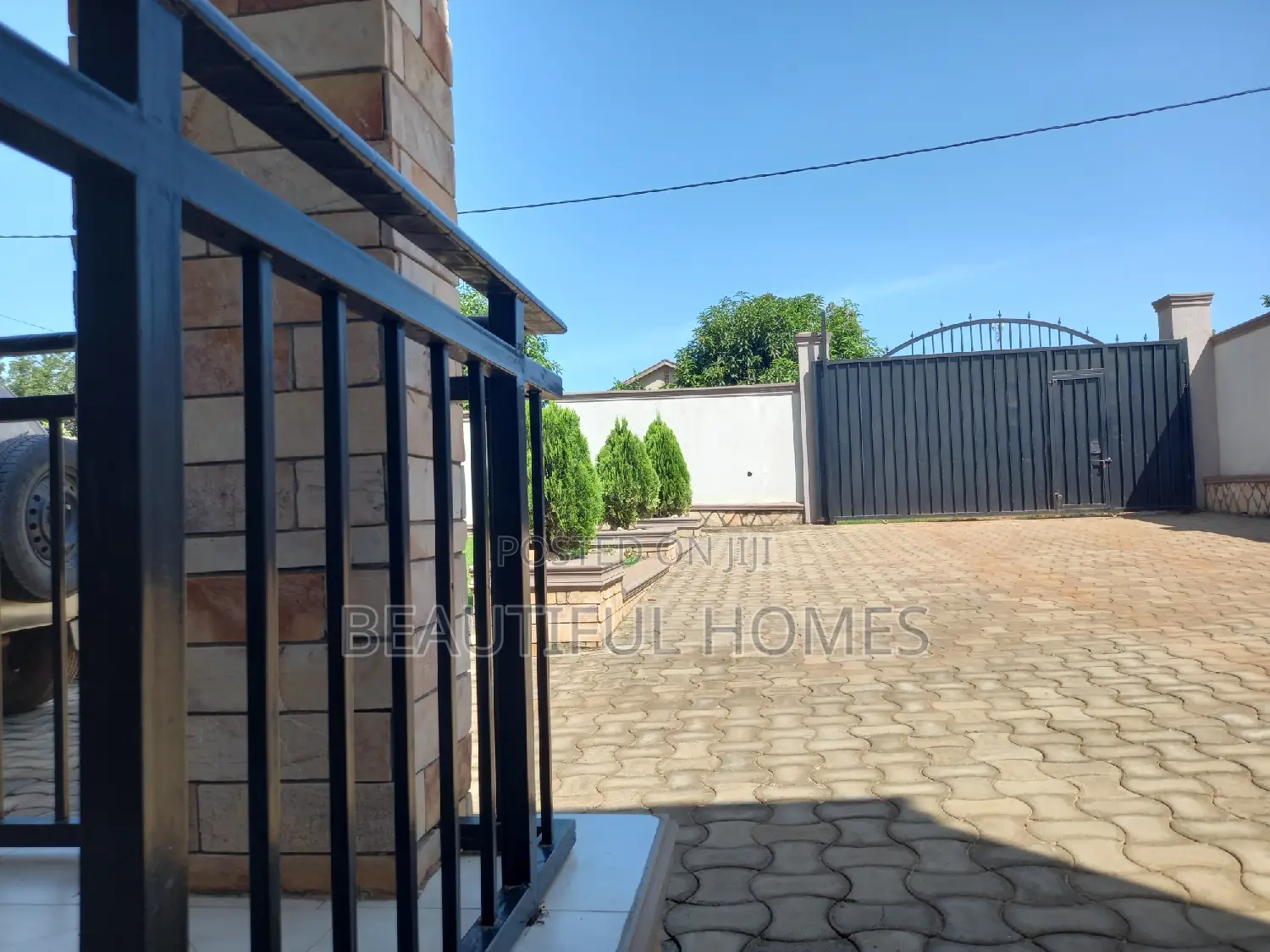 Furnished 4bdrm House in Kira for sale in Kira