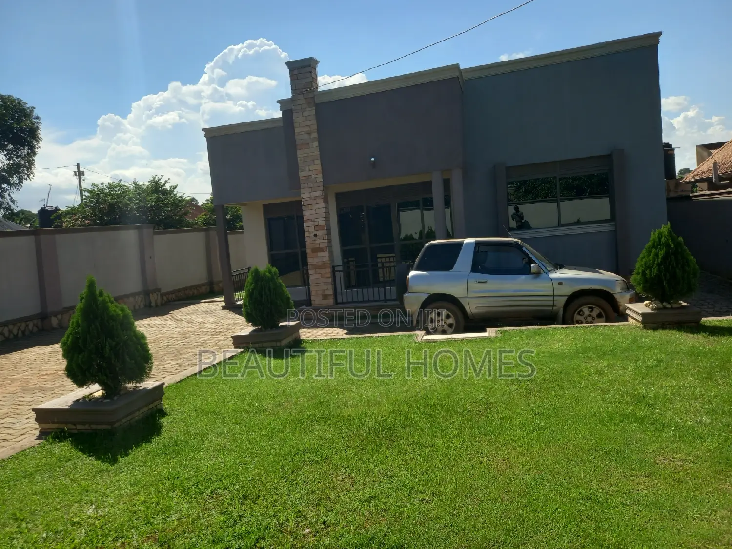 Furnished 4bdrm Bungalow in Kira for sale in Kira