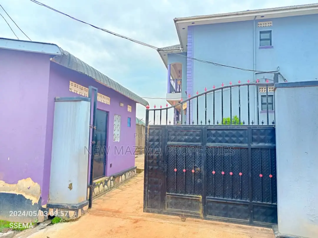 8bdrm Block of Flats in Buloba, Division A for sale in Division A