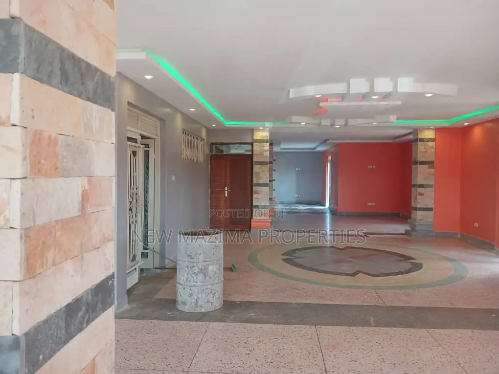 Very Strategic Hotel.For Rent in Heart of Makindye Heights in Division A