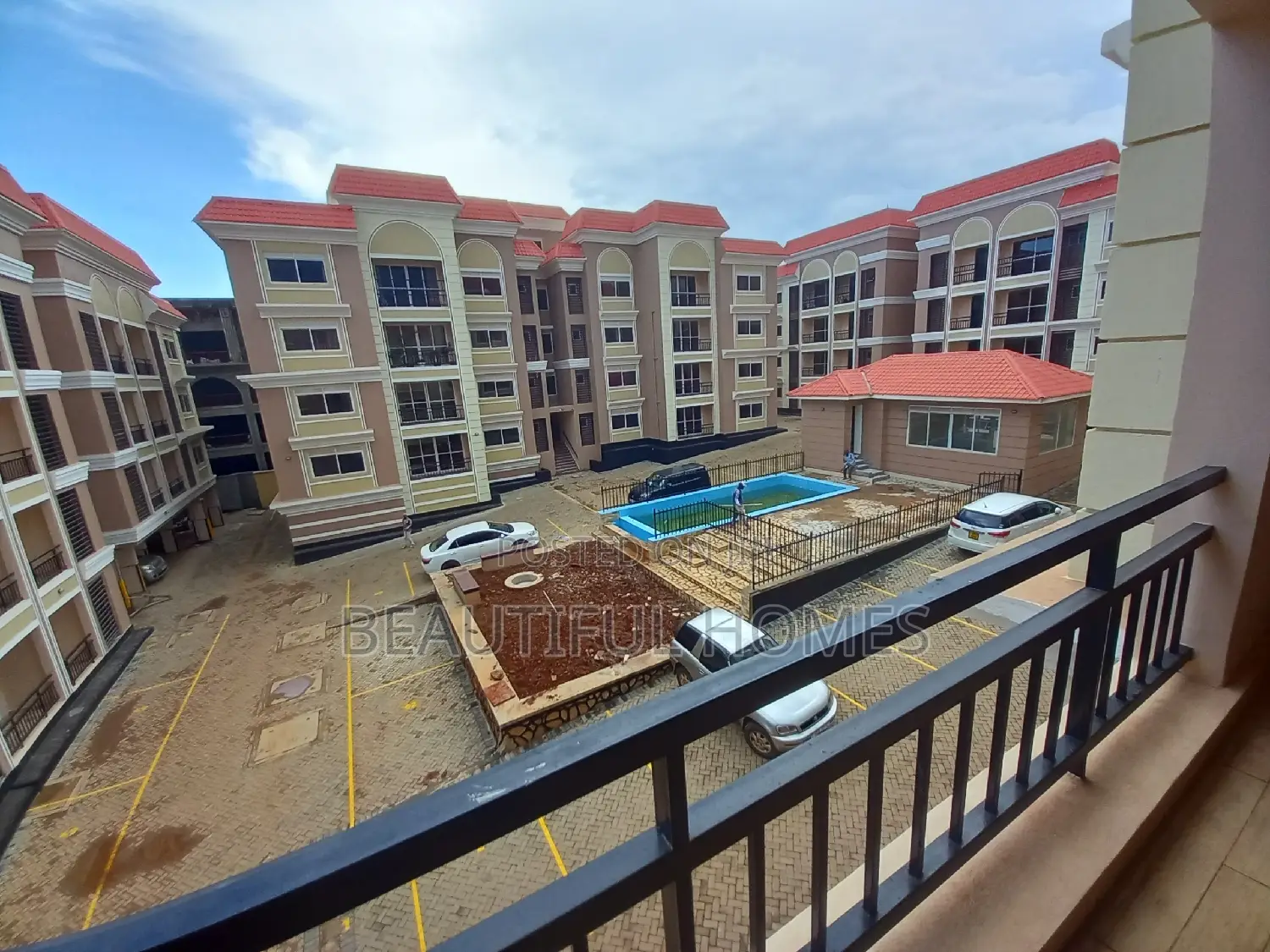 Furnished 4bdrm Condo in Najjera, Central Division for sale in Central Division
