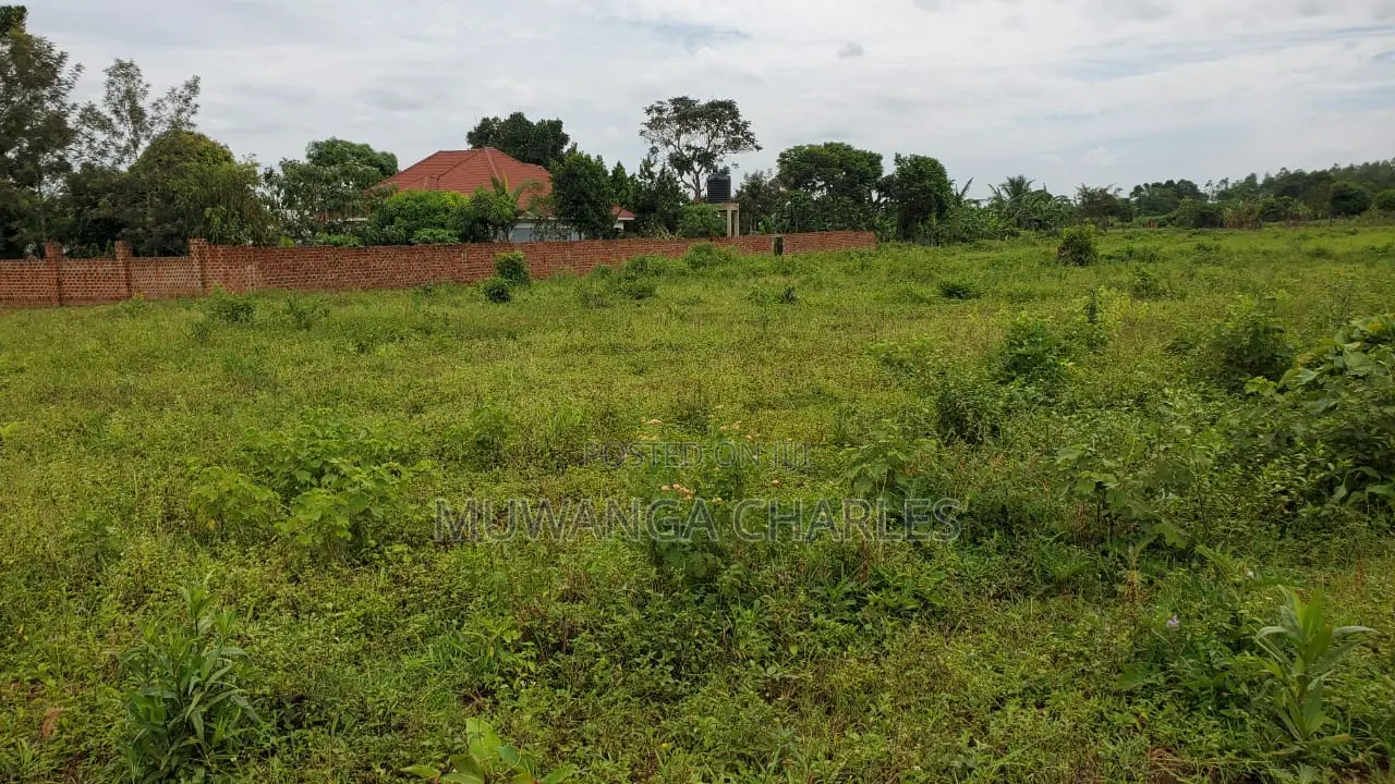 5acres of Land for Sale in Buwambo in Wakiso / Wakiso