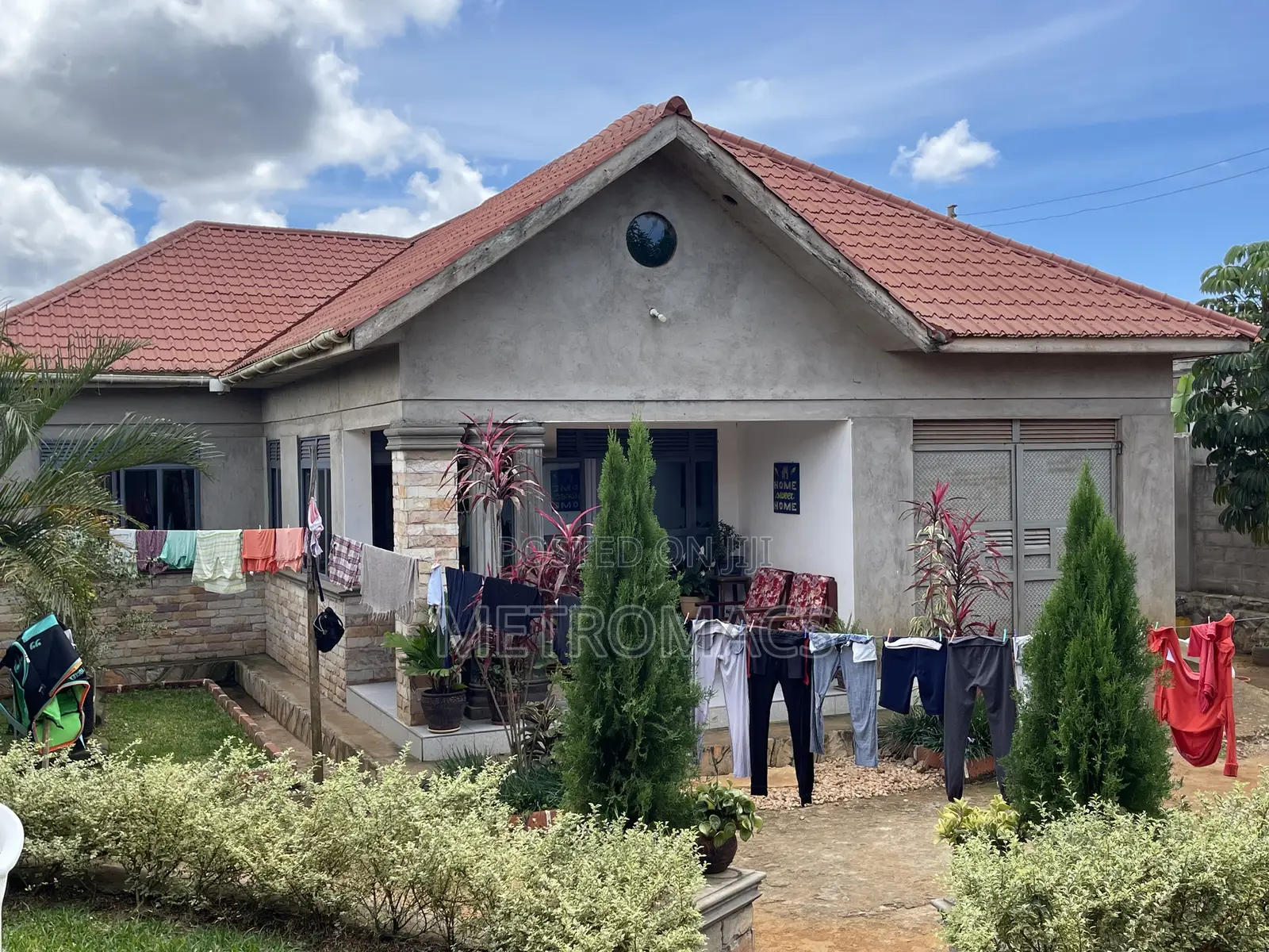 Furnished 3bdrm Bungalow in Jomayi, Division A for sale in Division A