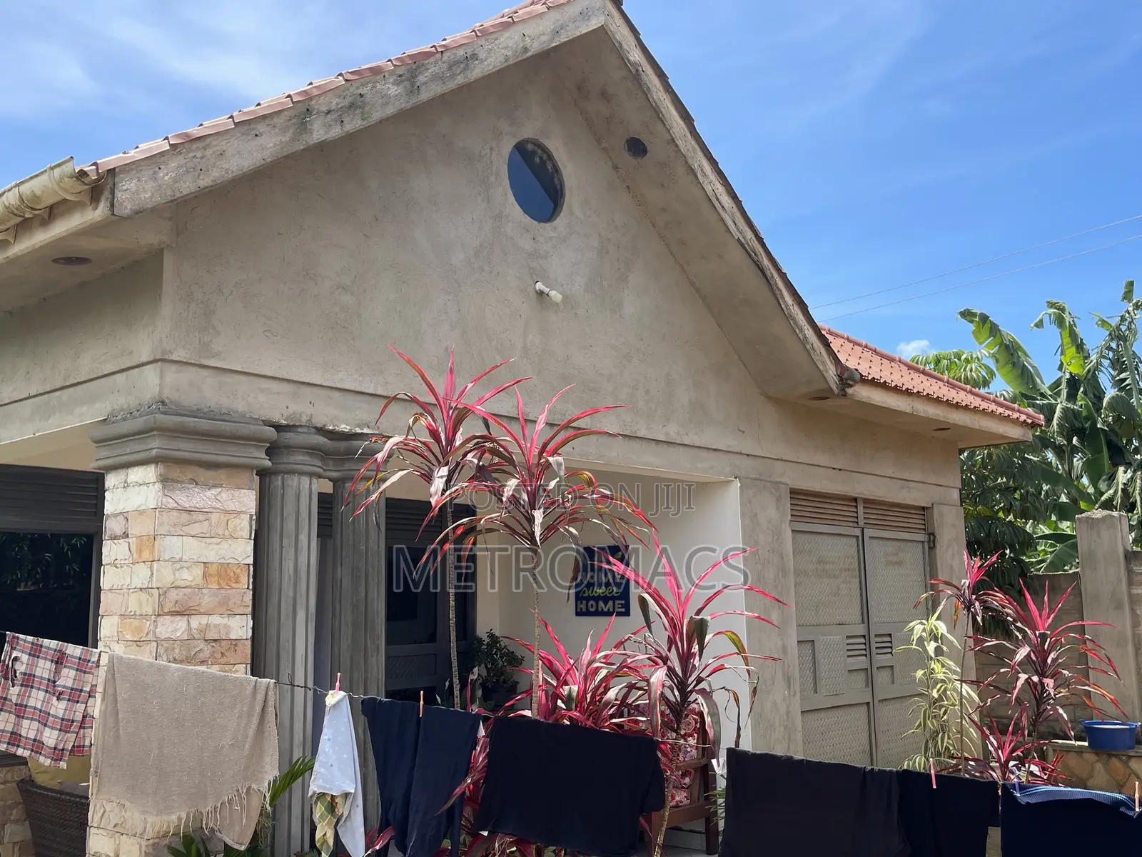 Furnished 3bdrm Bungalow in Jomayi, Division A for sale in Division A