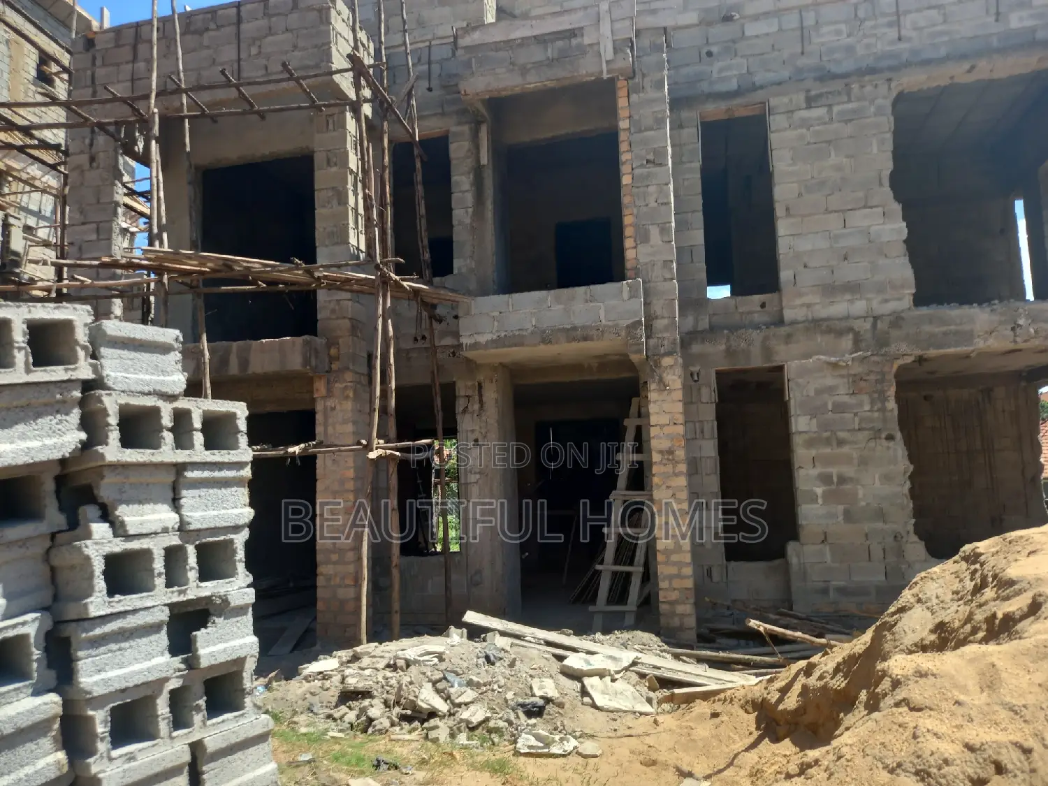 Furnished 4bdrm Duplex in Kira Gated Estate, Central Division for sale in Central Division