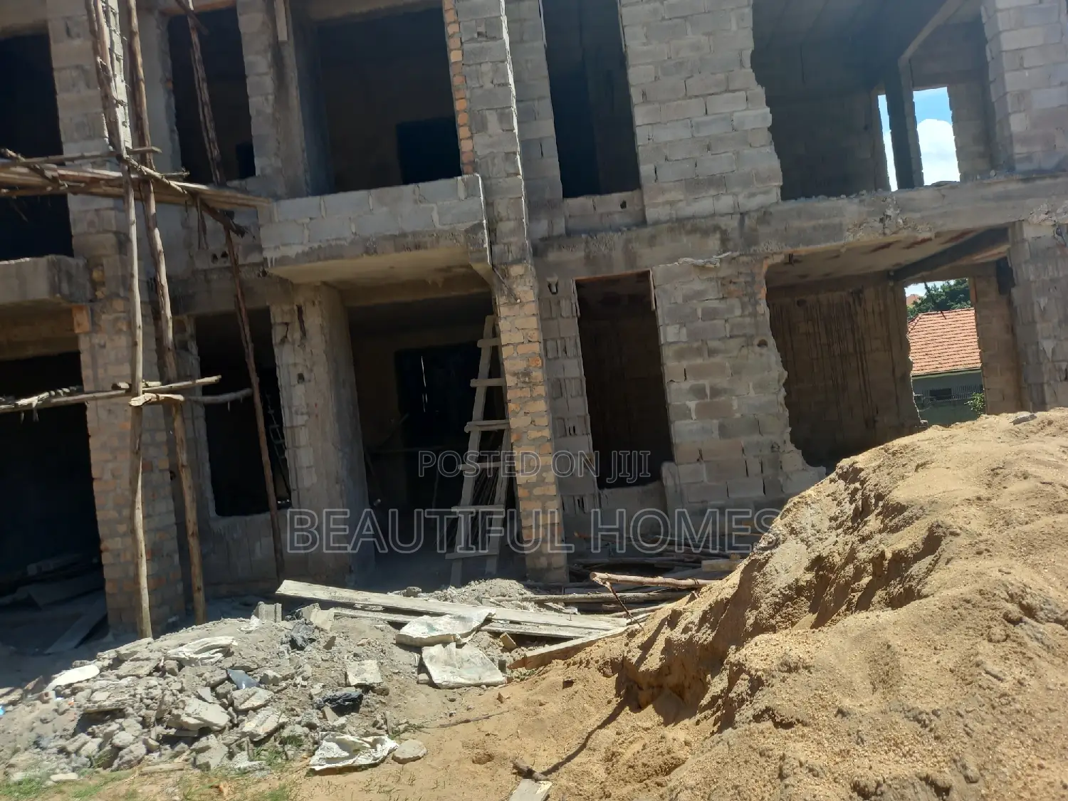 Furnished 4bdrm Duplex in Kira Gated Estate, Central Division for sale in Central Division