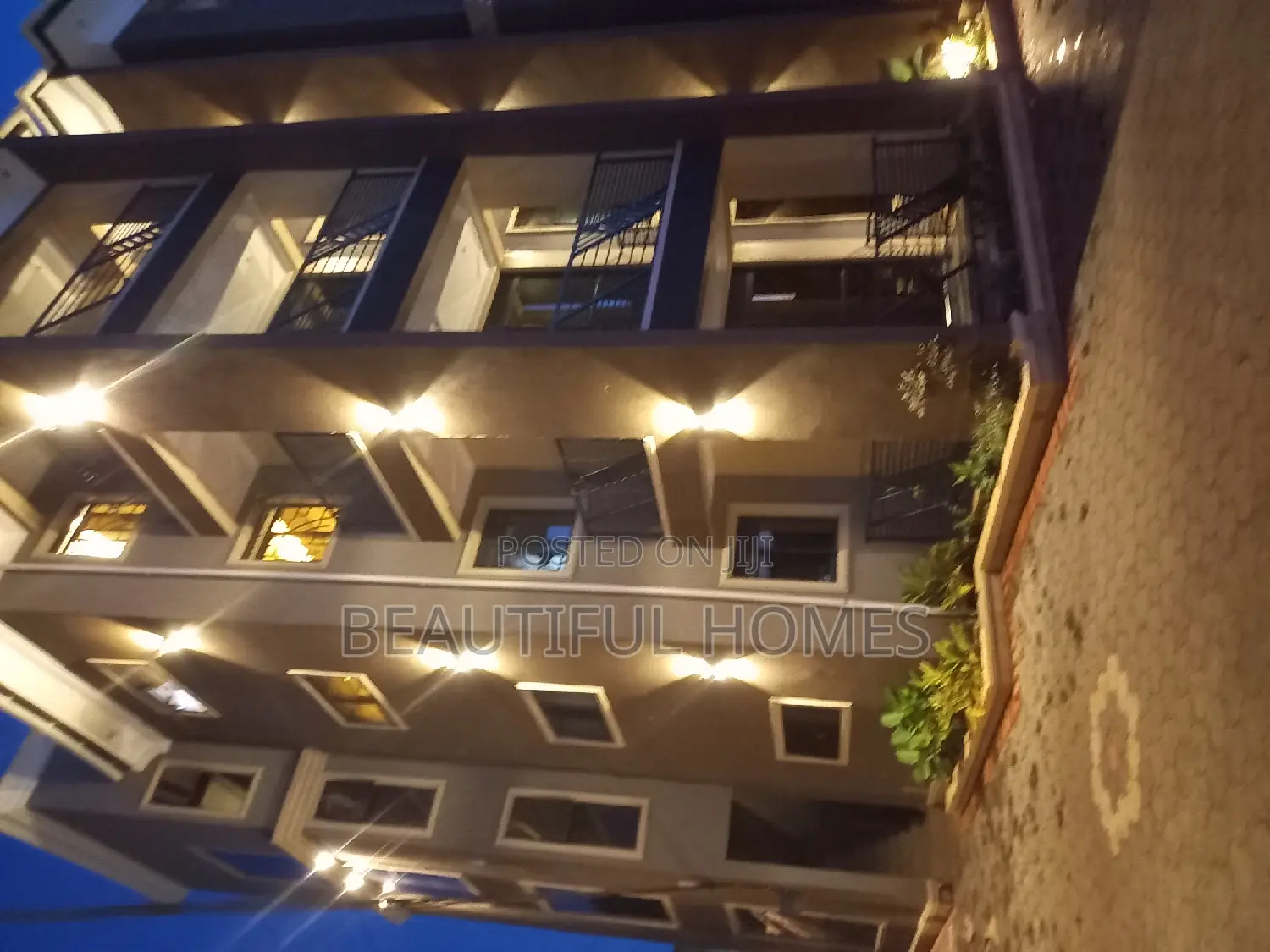 Furnished 3bdrm Block of Flats in Kisaasi, Nakawa for sale in Nakawa