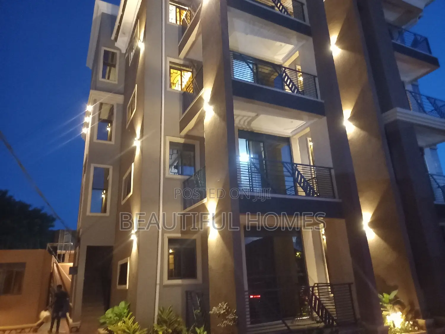 Furnished 3bdrm Block of Flats in Kisaasi, Nakawa for sale in Nakawa