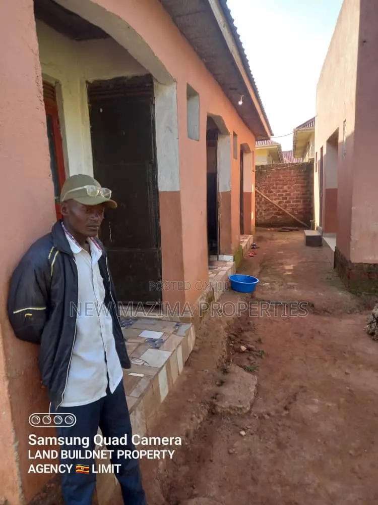 6bdrm House in Buloba Forest Park, Division A for sale in Division A