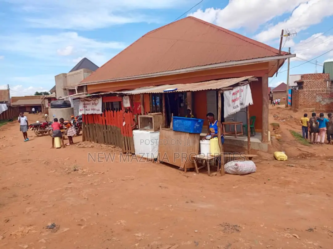 Four Commercial Double Shops on Forced Sale in Nansana in Division A