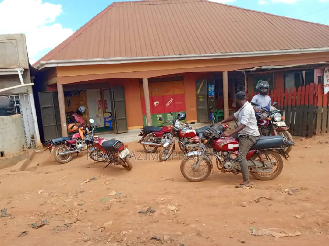 Four Commercial Double Shops on Forced Sale in Nansana in Division A