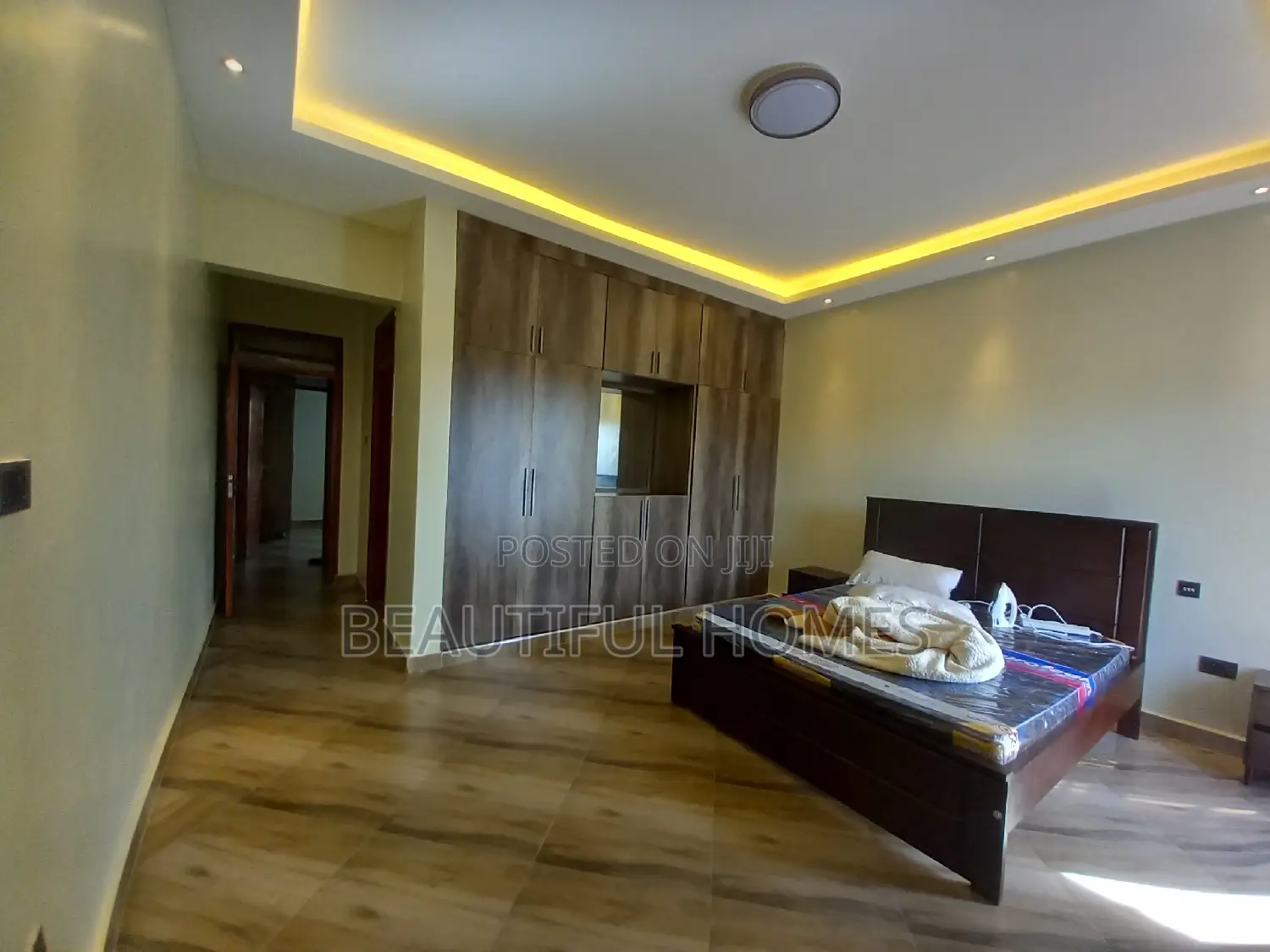 Furnished 3bdrm Apartment in Kisaasi, Central Division for sale in Central Division