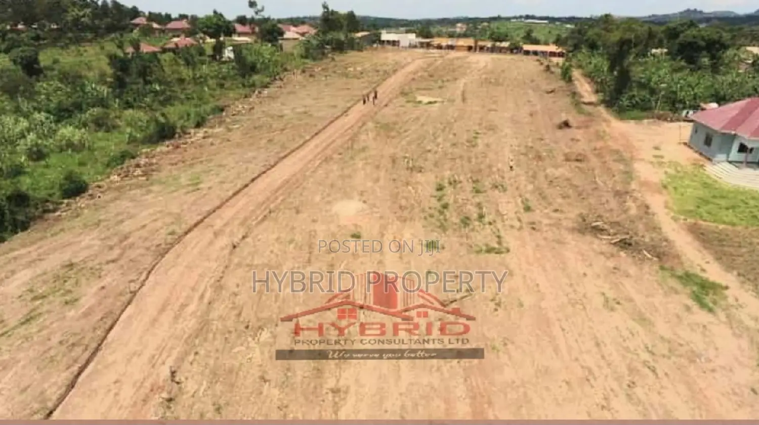 Prime Plots For Sale At Mabombwe~Wakiso Executive Estate X. in Wakiso / Wakiso