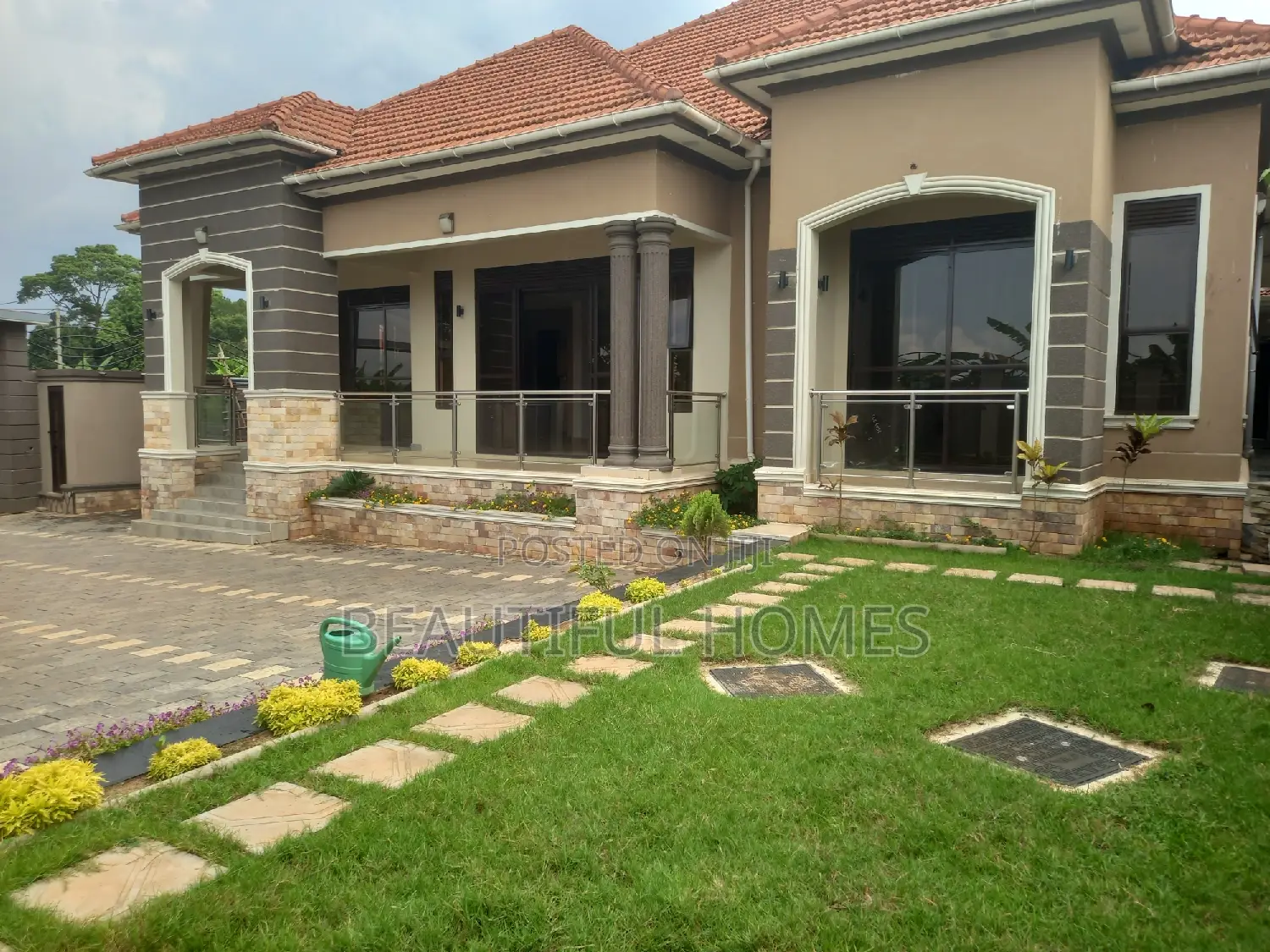 Furnished 5bdrm House in Kira for sale in Kira