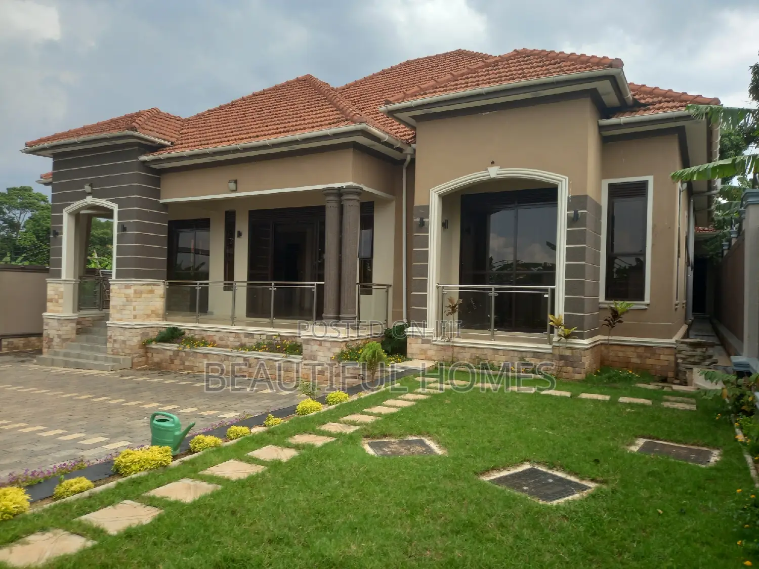 Furnished 5bdrm House in Kira for sale in Kira