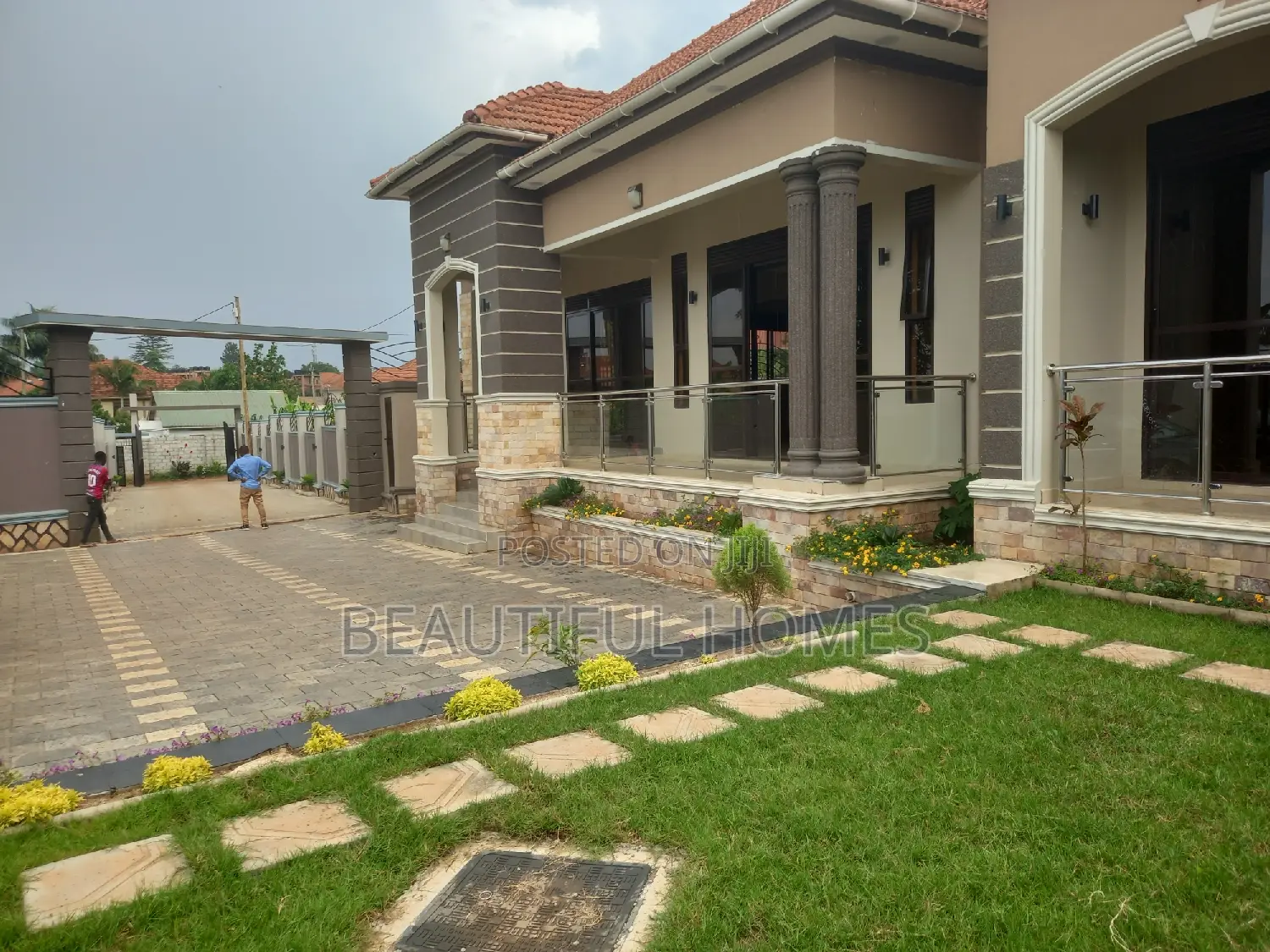 Furnished 5bdrm Bungalow in Kira for sale in Kira