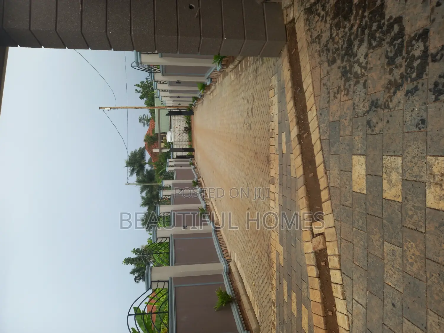 Furnished 5bdrm Bungalow in Kira for sale in Kira