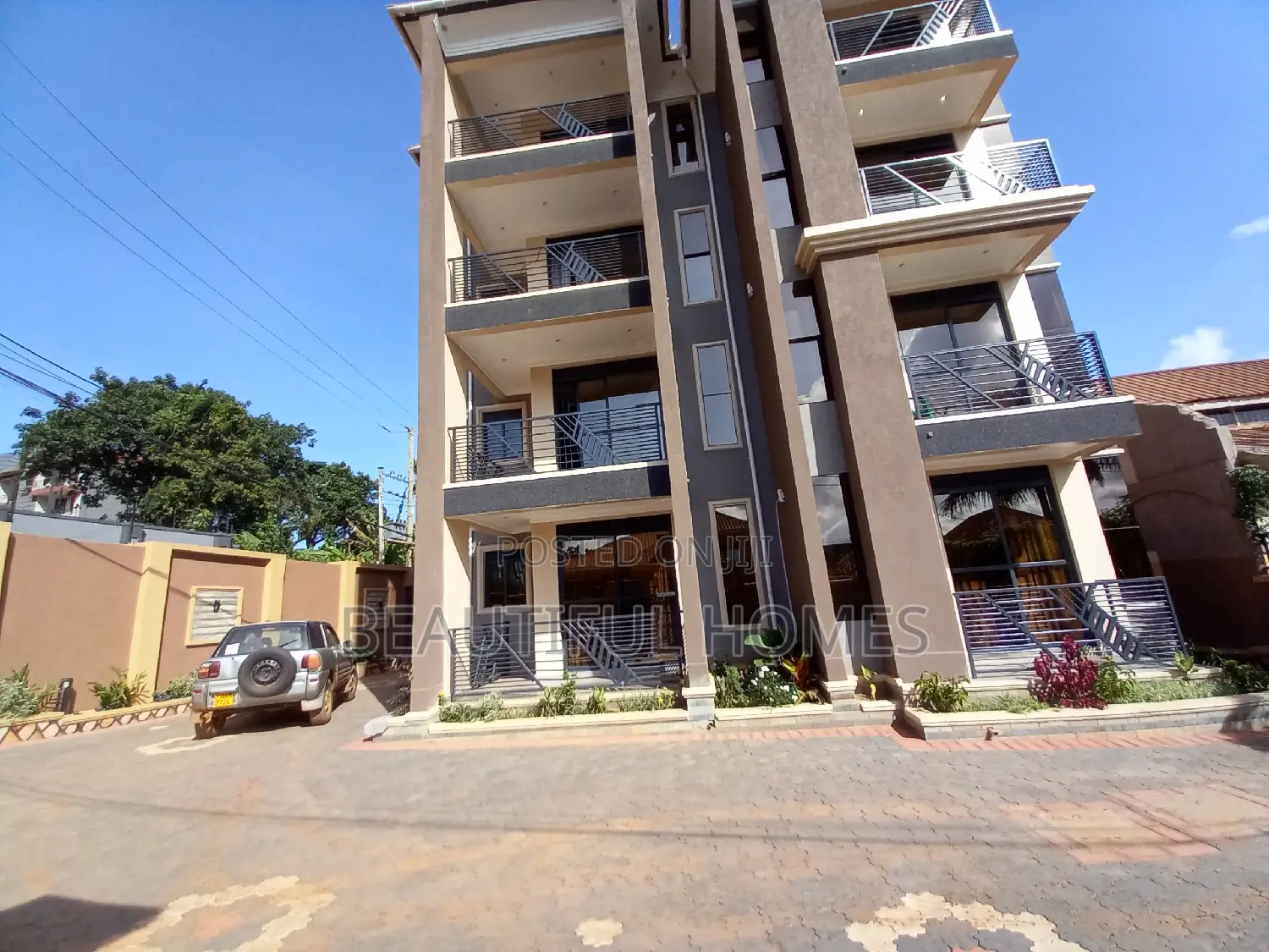 Furnished 3bdrm Block of Flats in Kisaasi, Central Division for sale in Central Division