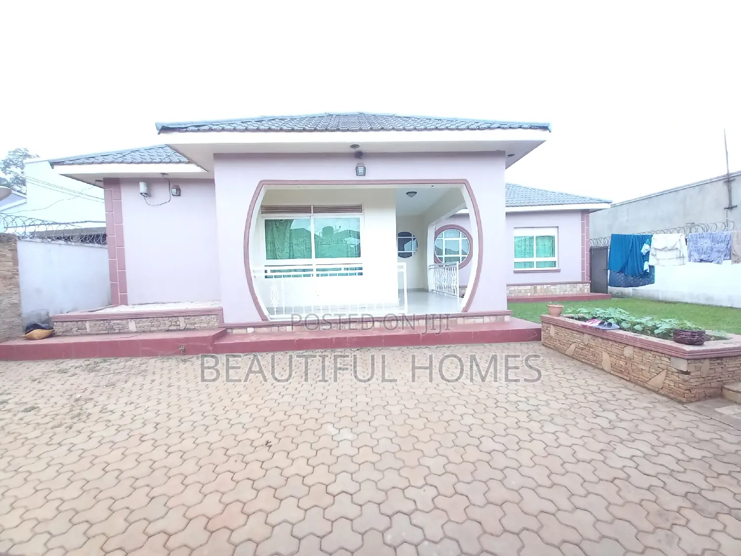 Furnished 4bdrm House in Kira for sale in Kira