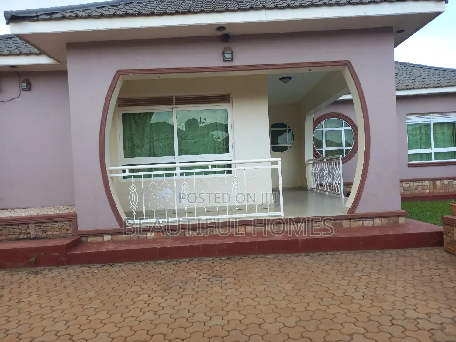 Furnished 4bdrm House in Kira for sale in Kira