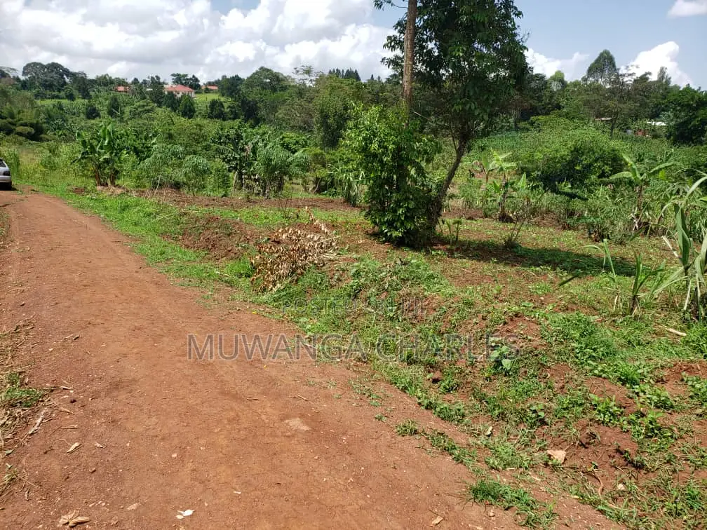 Namugongo Plot for Sale in Wakiso / Wakiso