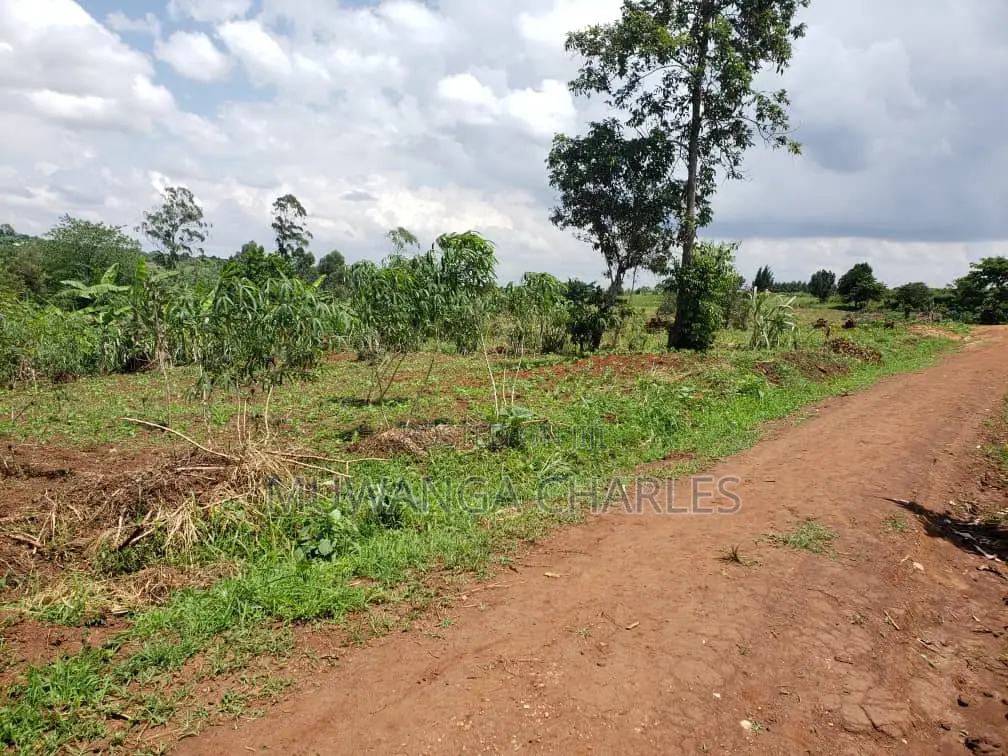 Namugongo Plot for Sale in Wakiso / Wakiso