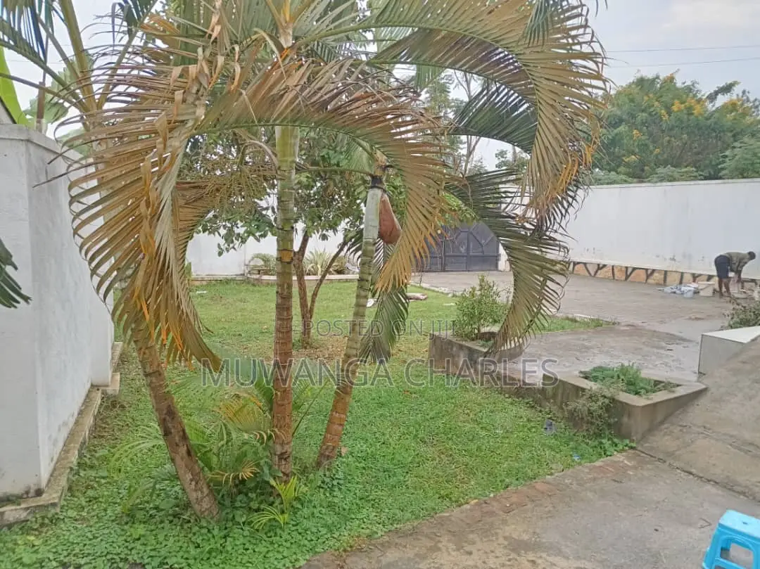 4bdrm Bungalow in Fs Properties Ltd, Kira for sale in Kira