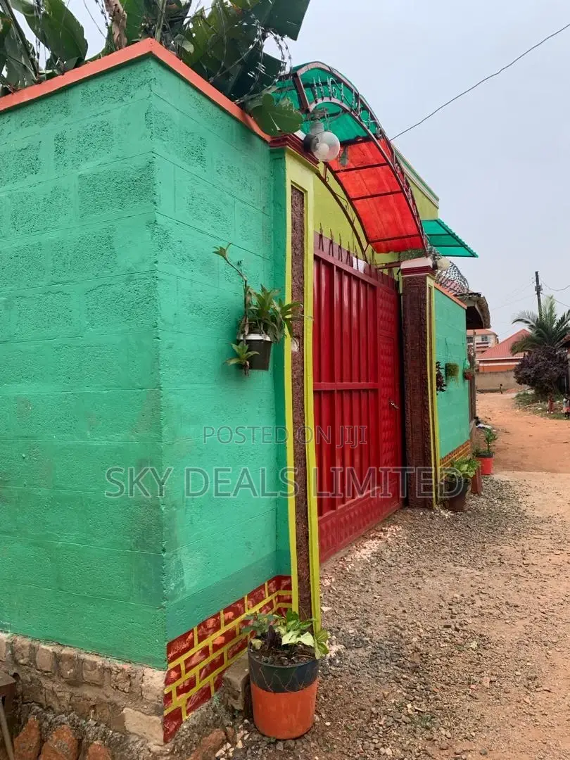 1bdrm Bungalow in Kisaasi, Nakawa for sale in Nakawa