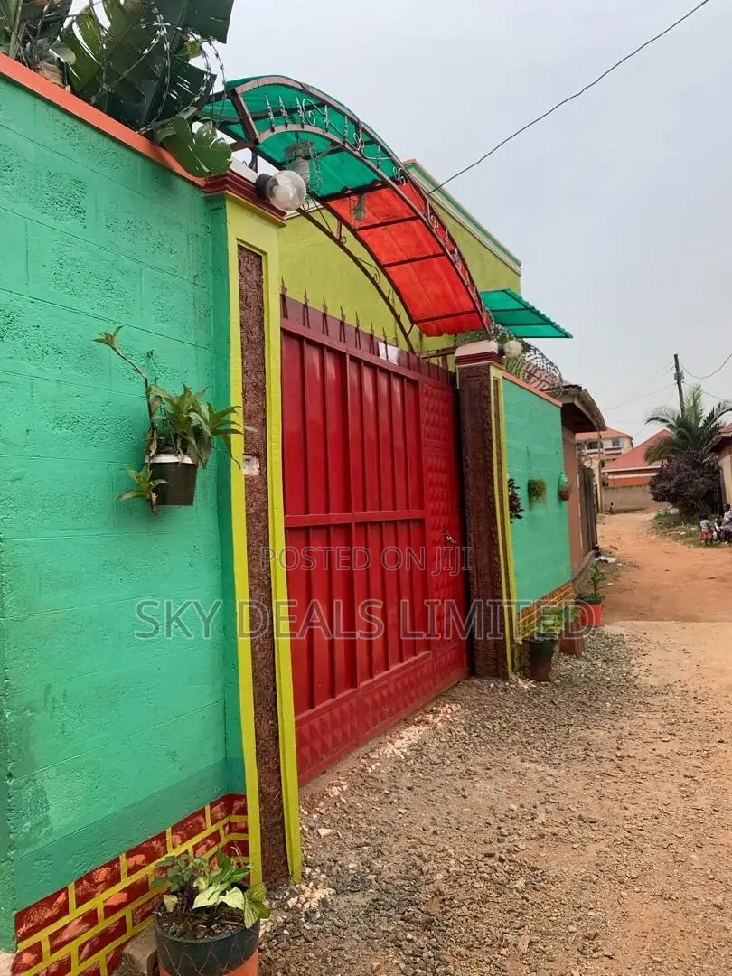 1bdrm Bungalow in Kisaasi, Nakawa for sale in Nakawa