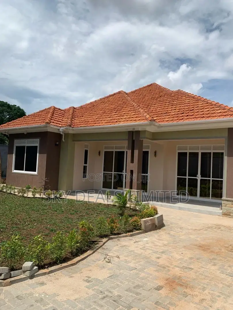 4bdrm Bungalow in Bukooto, Nakawa for sale in Nakawa