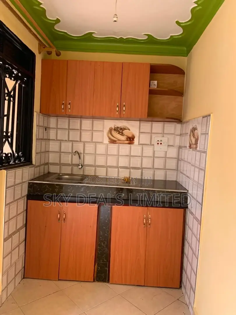 1bdrm Bungalow in Kisaasi, Nakawa for sale in Nakawa