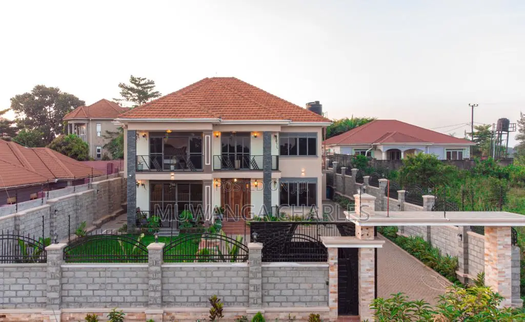 5bdrm Duplex in Fs Properties Ltd, Kira for sale in Kira