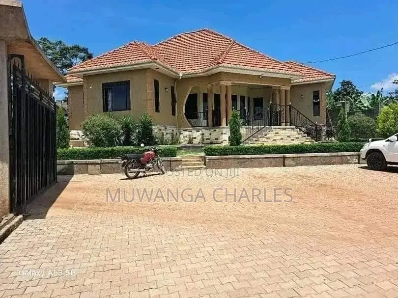 4bdrm Bungalow in Fs Properties Ltd, Kira for sale in Kira