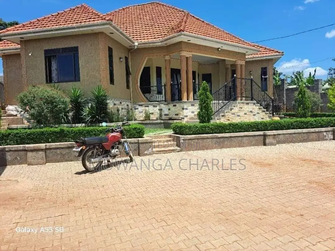 4bdrm Bungalow in Fs Properties Ltd, Kira for sale in Kira