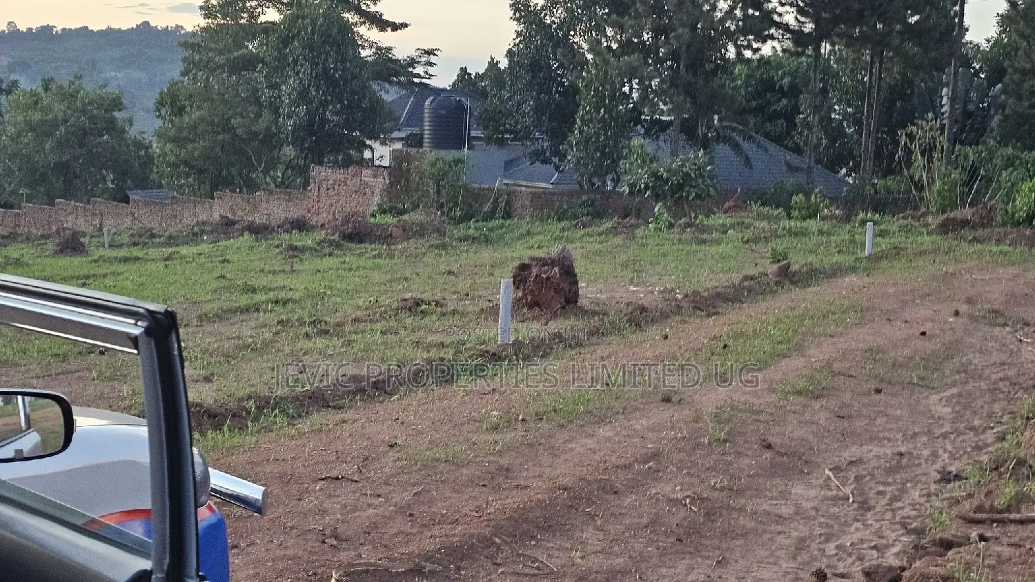 Genuine Titled Prime Plots for Sale at Wakiso Namusera in Wakiso / Wakiso