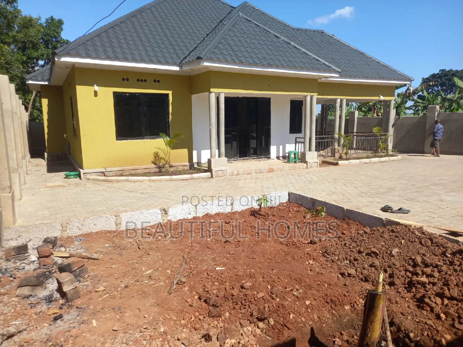 Furnished 4bdrm House in Kira for sale in Kira