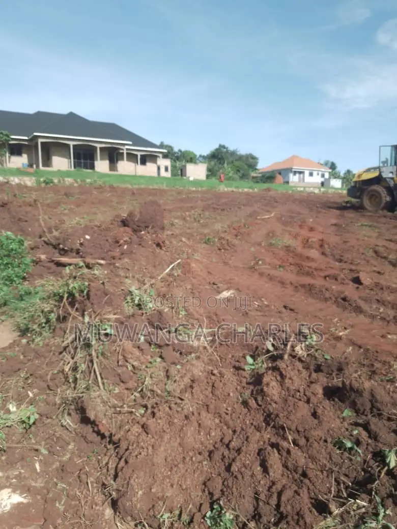 12decimals of Land for Sale in Busukuma in Division A