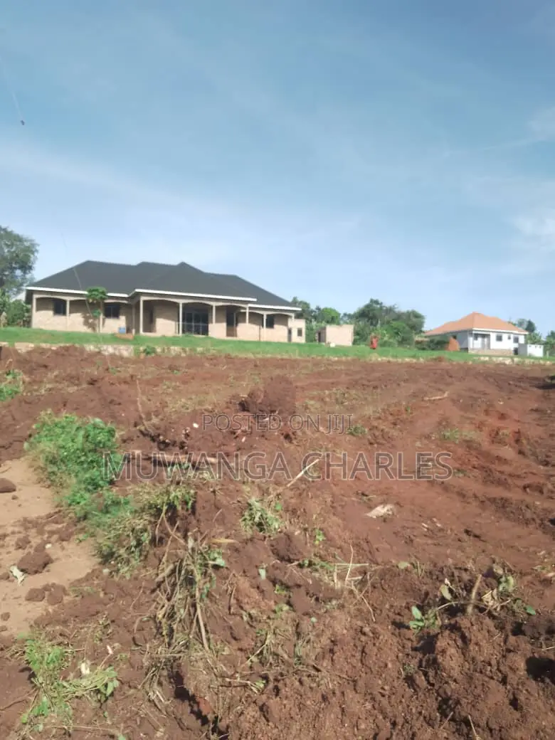 12decimals of Land for Sale in Busukuma in Division A