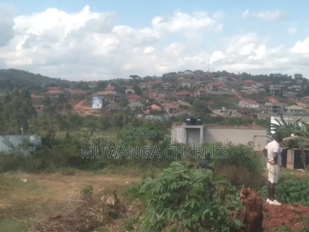 12decimals Plot of Land for Sale in Kira in Kira