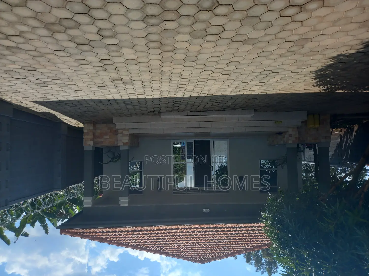 Furnished 4bdrm House in Kira for sale in Kira