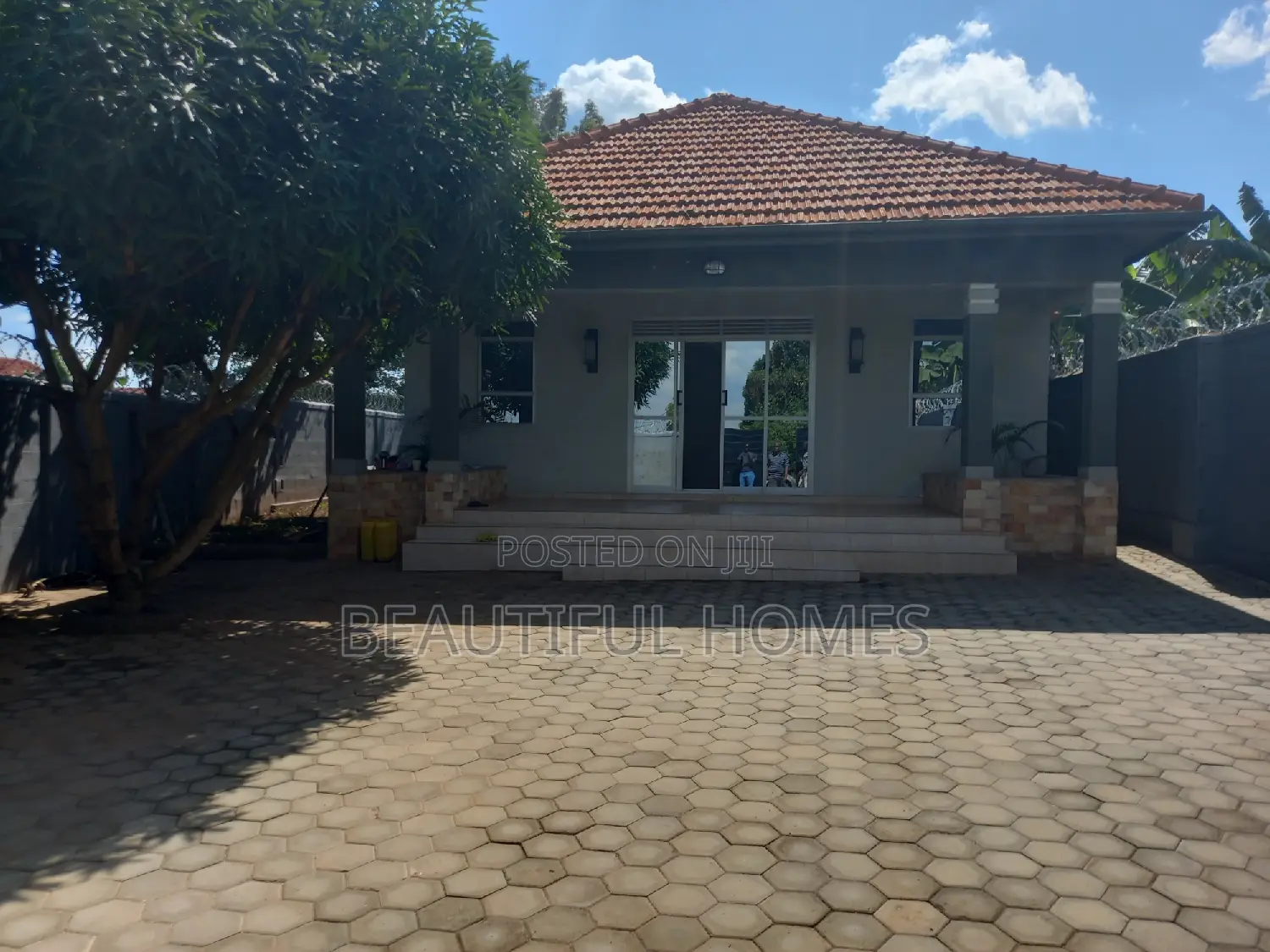 Furnished 4bdrm House in Kira for sale in Kira
