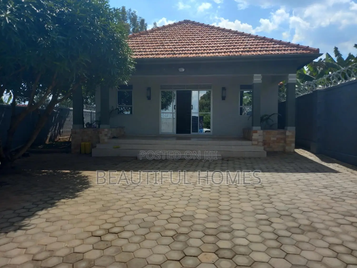 Furnished 4bdrm Bungalow in Kira for sale in Kira