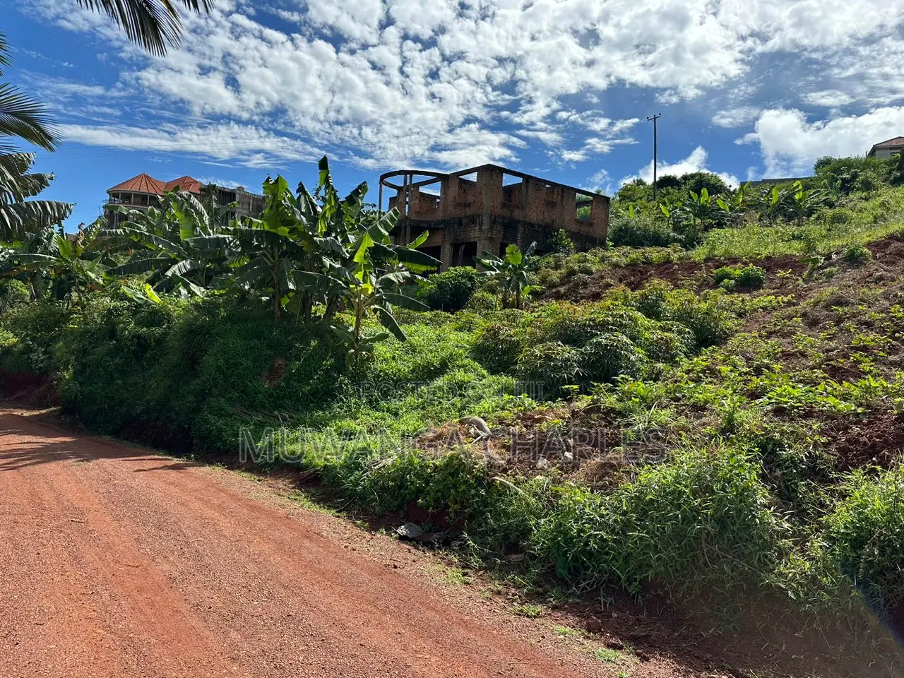 12decimals of Plot for Sale in Kira in Kira