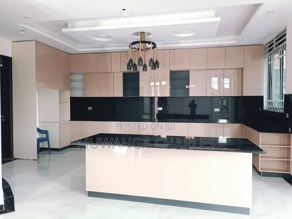 6bdrm Duplex in Fs Properties Ltd, Kira for sale in Kira