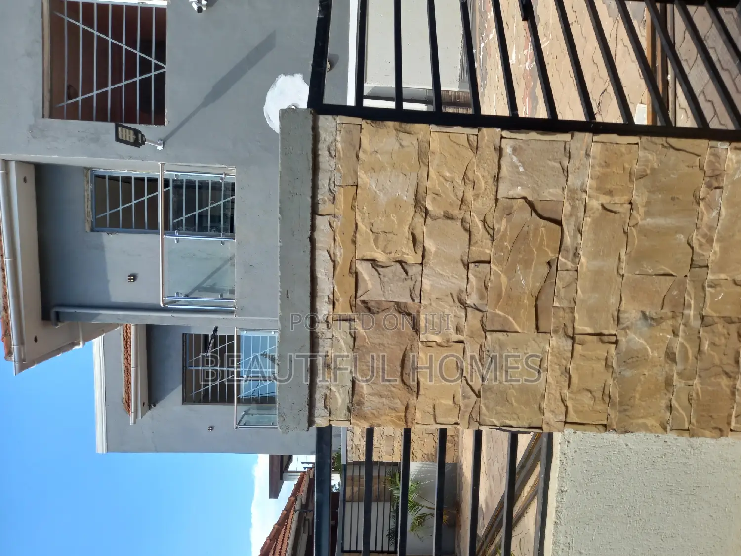 Furnished 4bdrm Duplex in Kira for sale in Kira