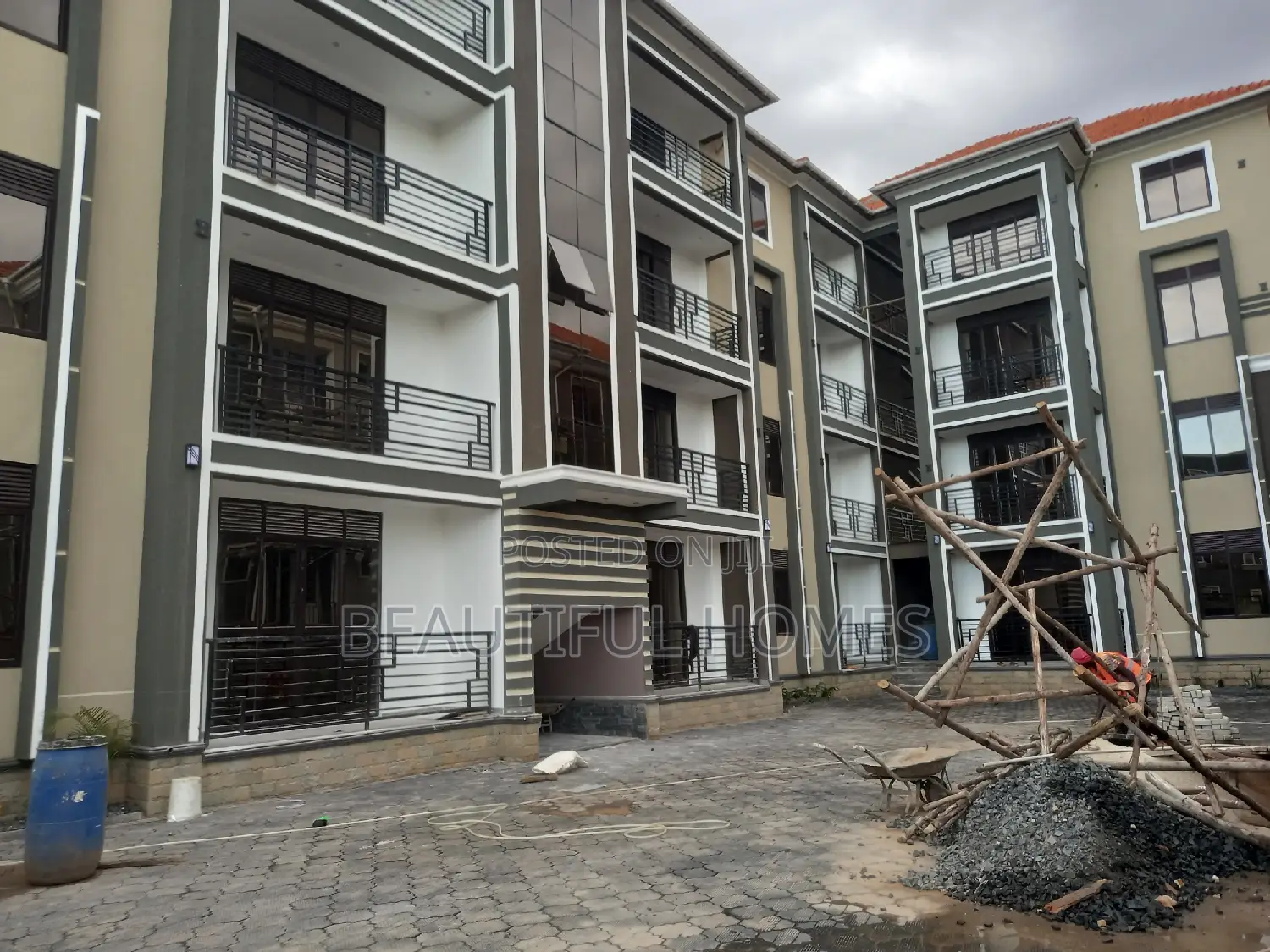 Furnished 2bdrm Block of Flats in Bukoto, Central Division for sale in Central Division